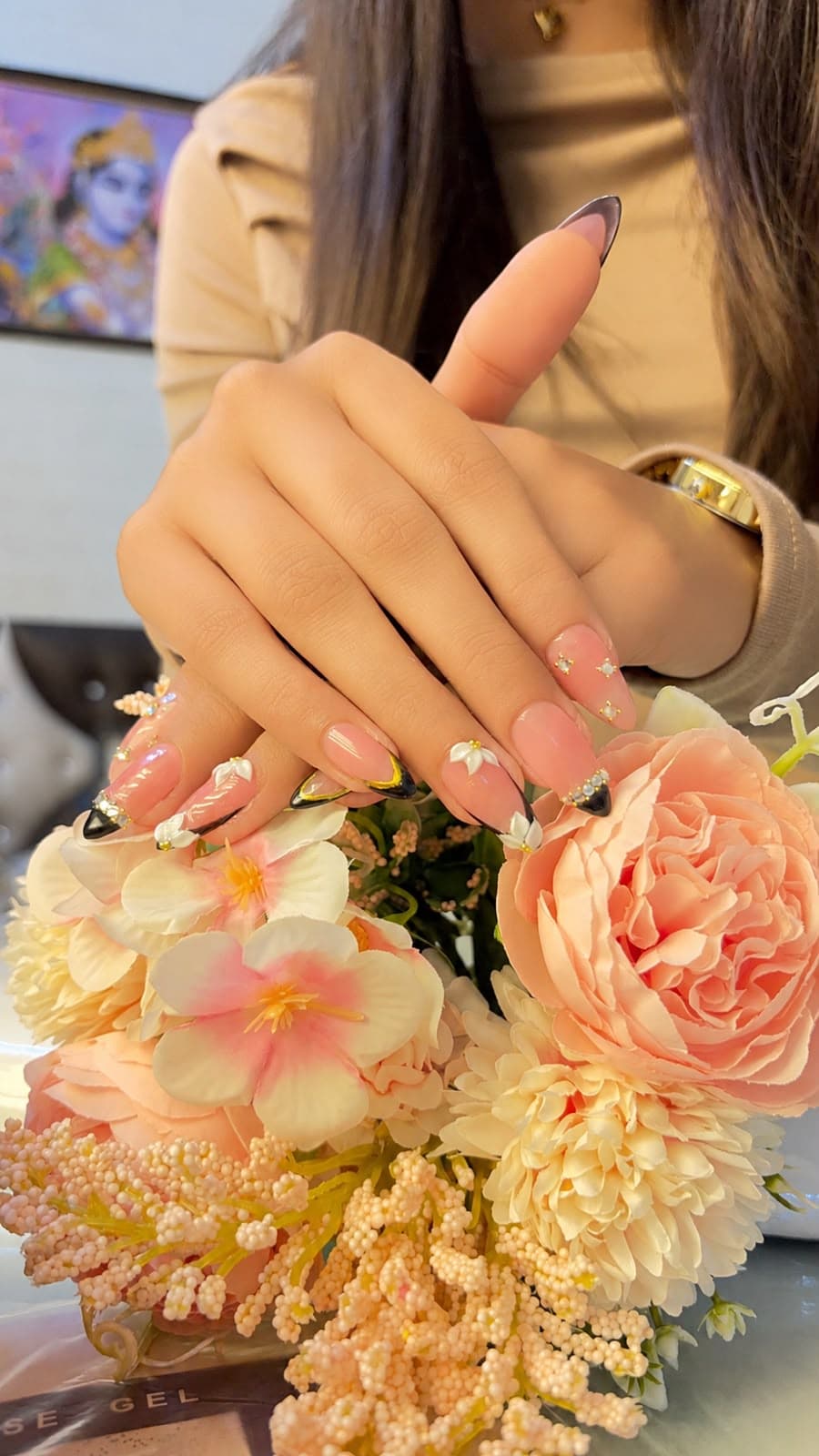 Venus Vibe Nails